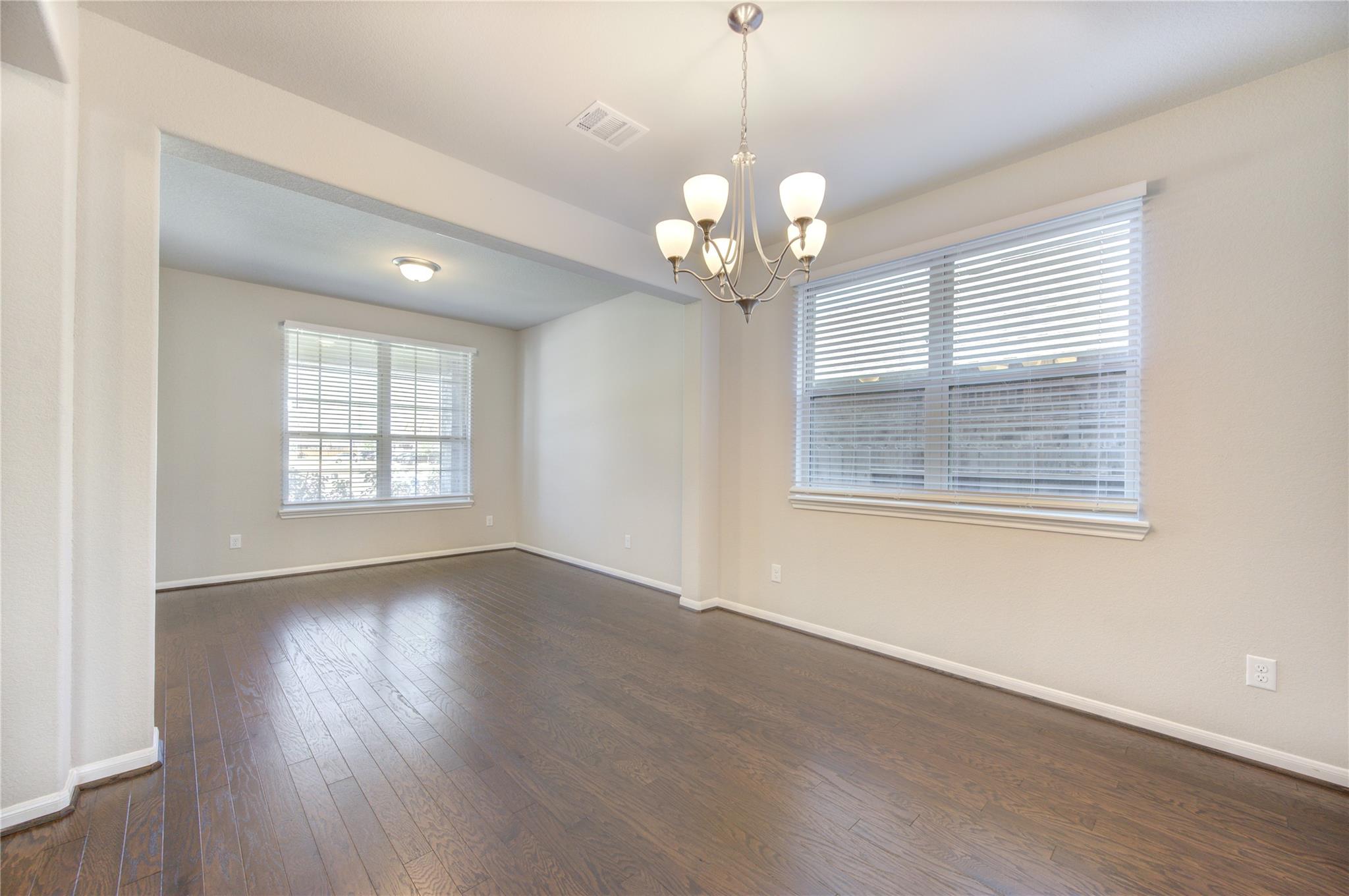 9618 Eastern Sky Lane