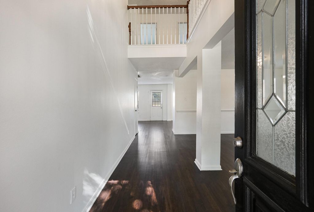 Photo of 9423 Eaglewood Spring Drive, Houston, TX 77083 (MLS # 39216864)