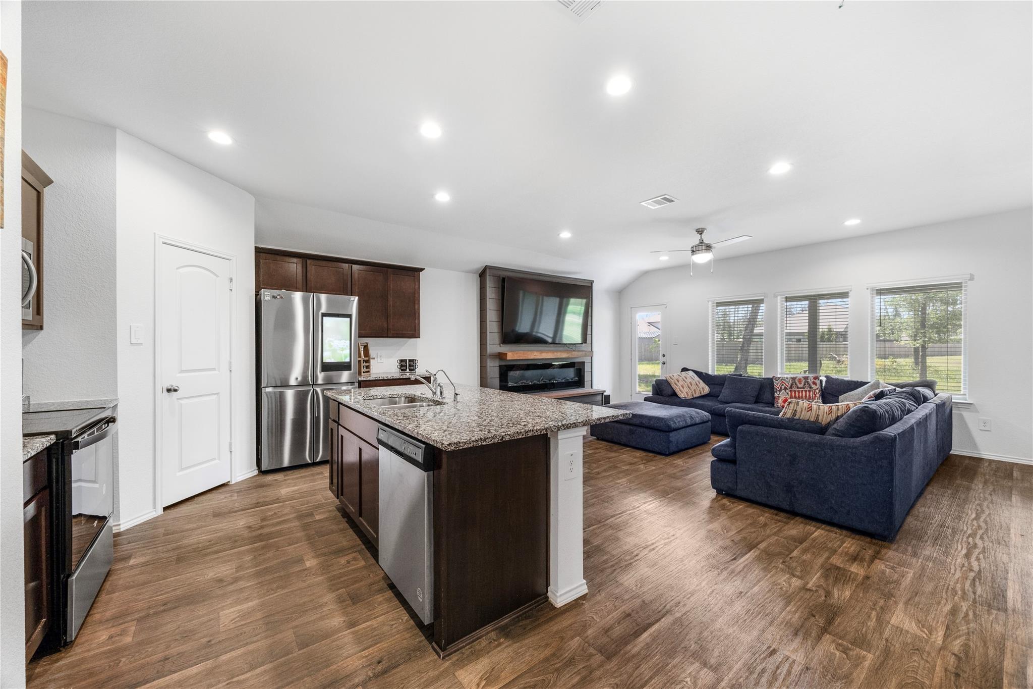 2906 Roman Forest Boulevard
