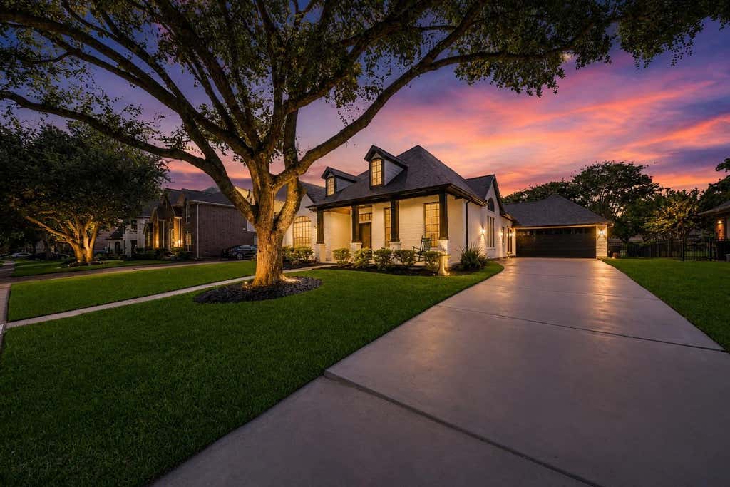 Photo of 2522 Colonel Court Drive, Richmond, TX 77406 (MLS # 27059060)