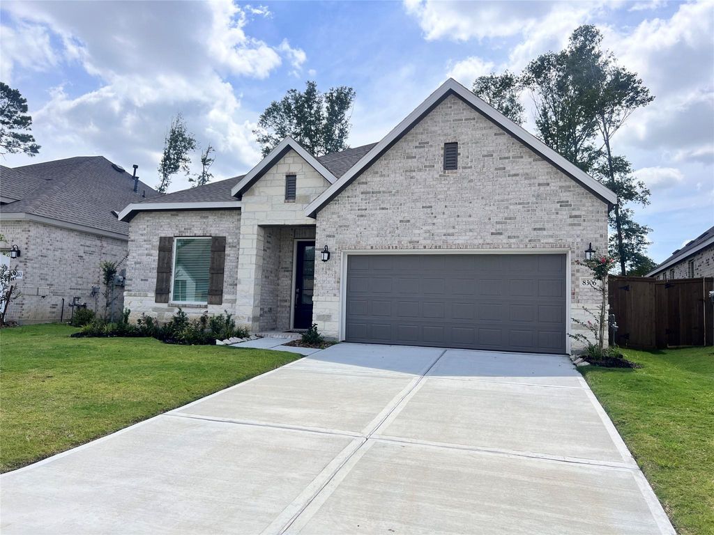 Photo of 8306 Boundary Waters Drive, Porter, TX 77365 (MLS # 62911315)