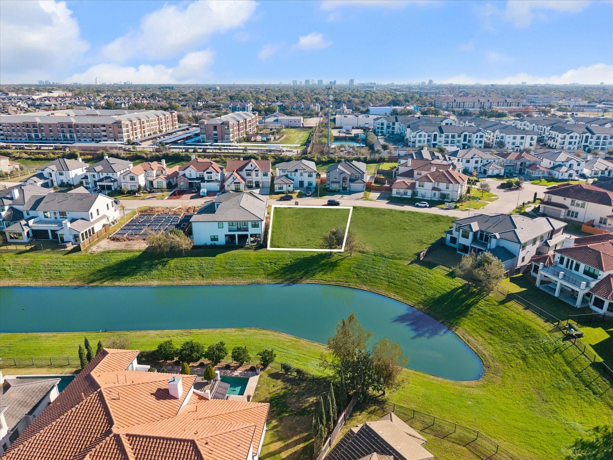 2322 Camden Creek Lane