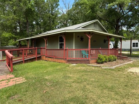 Homes For Sale - 160 Belize Drive<br/> San Jacinto County, Point Blank, TX 77364