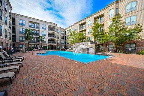 Photo of 2299 Lone Star Drive #437, Sugar Land, TX 77479 (MLS # 95353158) Photo of 2299 Lone Star Drive #437, Sugar Land, TX 77479 (MLS # 95353158)