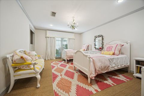 Tiny photo for 5603 Locke Lane Ln, Houston, TX 77056 (MLS # 55484182)