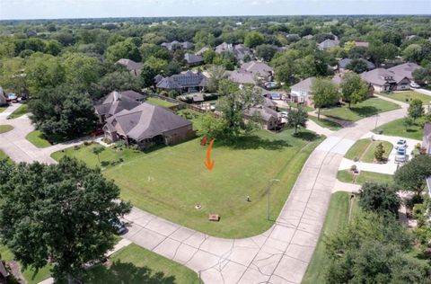 Vacant Land For Sale - 33202 Woodton Court<br/> Fulshear, TX 77441