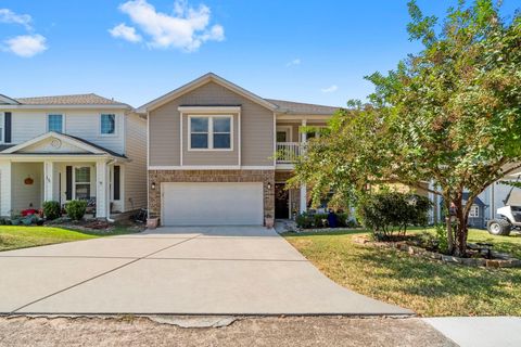 122 Harbour Town Court Conroe TX 77356