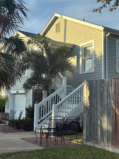 Photo of 2314 33rd Street, Galveston, TX 77550 (MLS # 33139847)