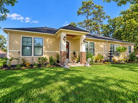 Photo of 9727 Wiloak Street, Houston, TX 77078 (MLS # 83159486)