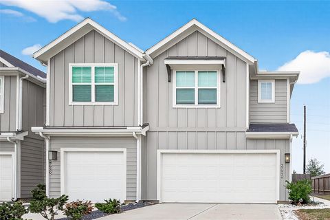 Photo of 27926 Western Creek Court, Katy, TX 77494 (MLS # 32751876)