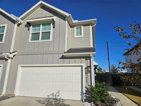 Photo of 27926 Western Creek Court, Katy, TX 77494 (MLS # 32751876)