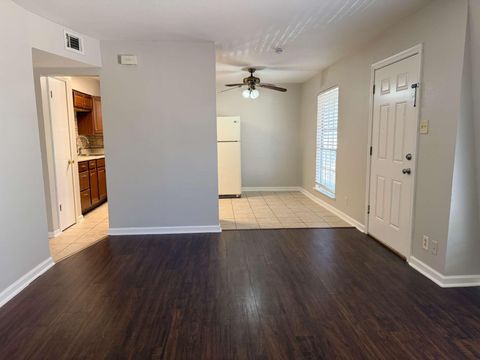 Photo of 2102 5th Avenue N #12, Texas City, TX 77590 (MLS # 19958607)