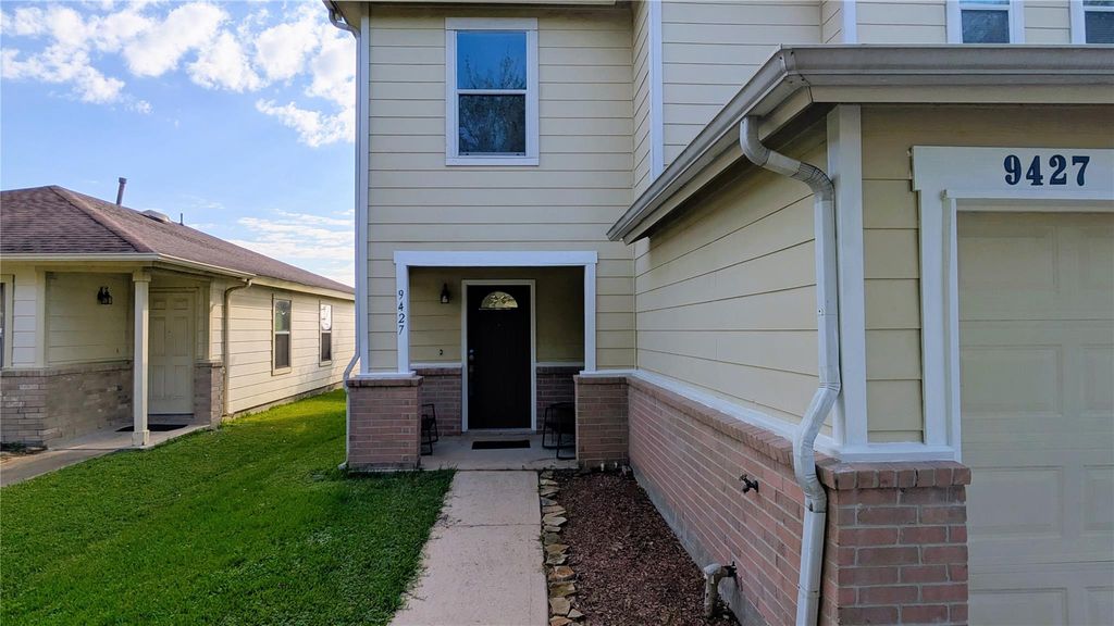 Photo of 9427 Freemont Fair Court, Houston, TX 77075 (MLS # 72973618)