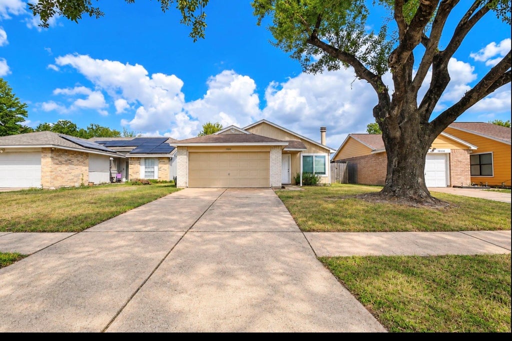Photo of 19334 Cypress Canyon Drive, Katy, TX 77449 (MLS # 60075145)