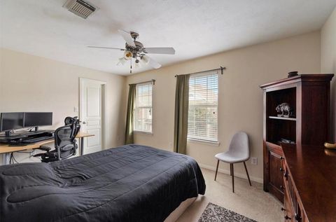 Tiny photo for 2646 Couch St, Houston, TX 77008 (MLS # 50380094)