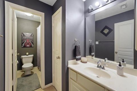 Tiny photo for 2646 Couch St, Houston, TX 77008 (MLS # 50380094)