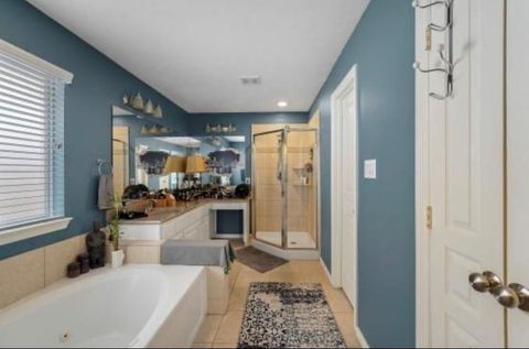 Tiny photo for 2646 Couch St, Houston, TX 77008 (MLS # 50380094)