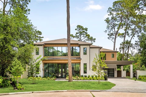 Photo of 710 Glen Echo Lane, Houston, TX 77024 (MLS # 71506434)