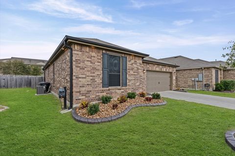 Photo of 305 Paso Fino Drive, Alvin, TX 77511 (MLS # 5658920)