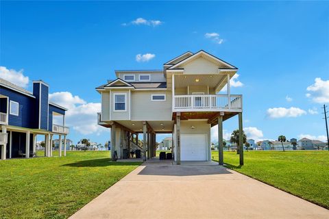 Photo of 18423 Shaman Drive, Galveston, TX 77554 (MLS # 5039382)