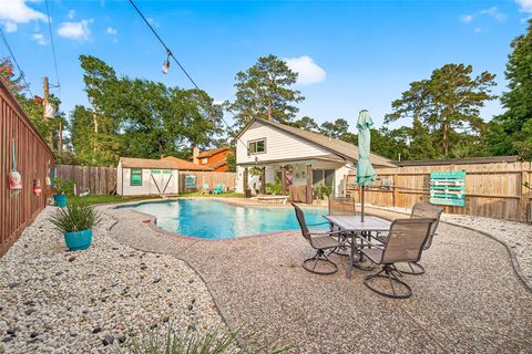 Photo of 5814 Theall Road, Houston, TX 77066 (MLS # 5629915)