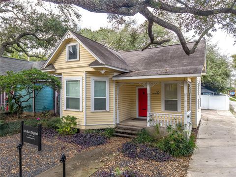 Photo of 315 W 9th Street, Houston, TX 77007 (MLS # 61843968)