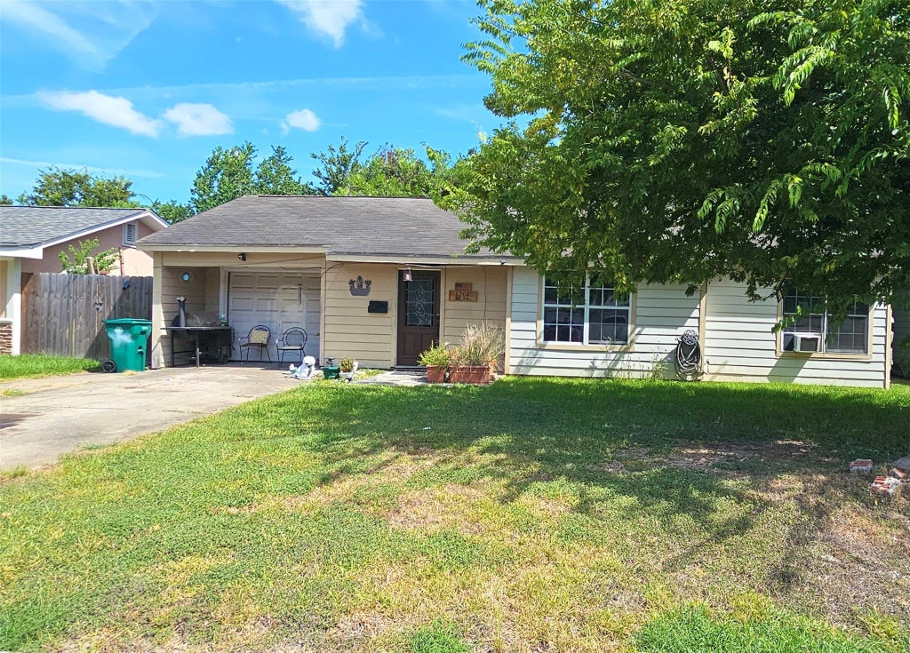 Photo of 1204 Natchez Avenue, Pasadena, TX 77506 (MLS # 54345139)
