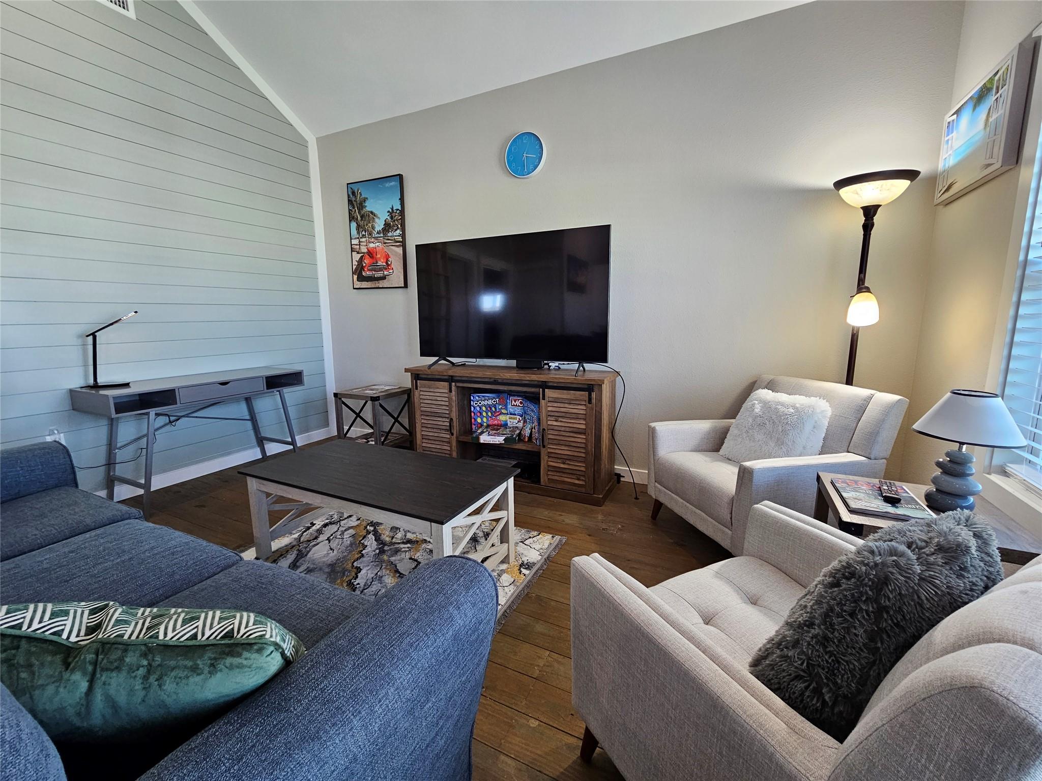 1059 Shady Lane