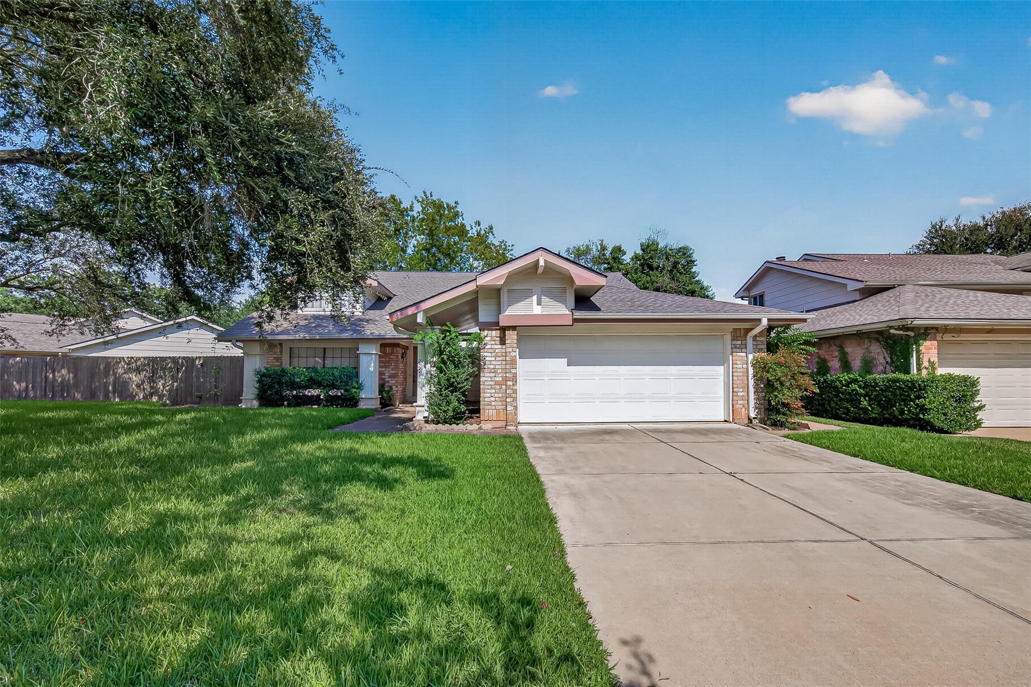 2215 Brook View Lane