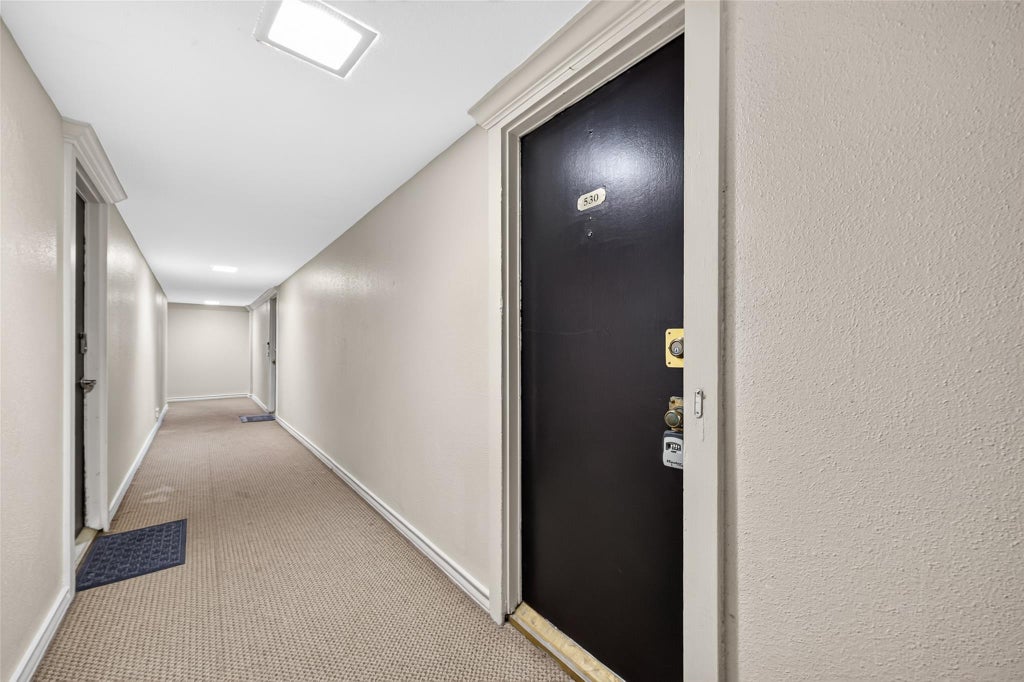 Photo of 4633 Wild Indigo Street #530, Houston, TX 77027 (MLS # 37216207)