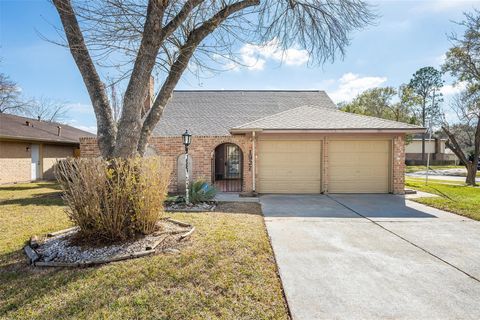 1927 S Bend Circle Missouri City TX 77459