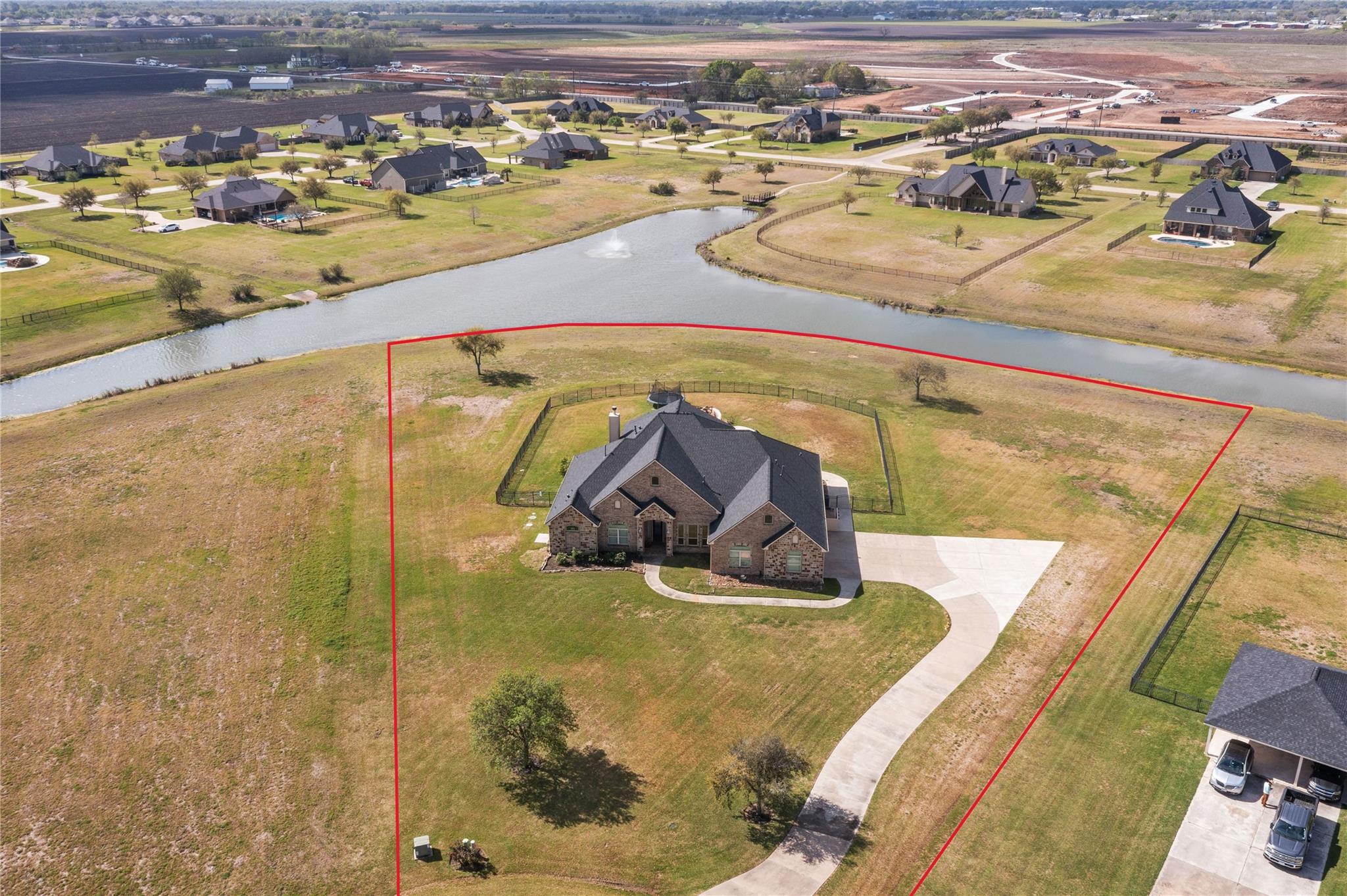7626 Lake Ivie