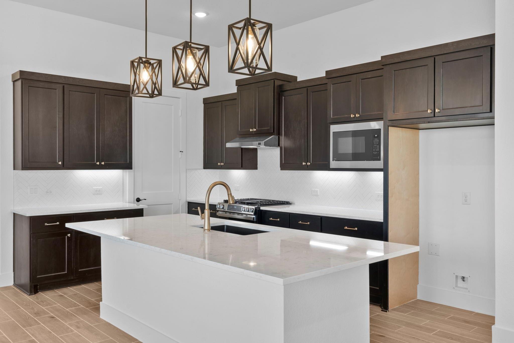 12019 Canal View Boulevard