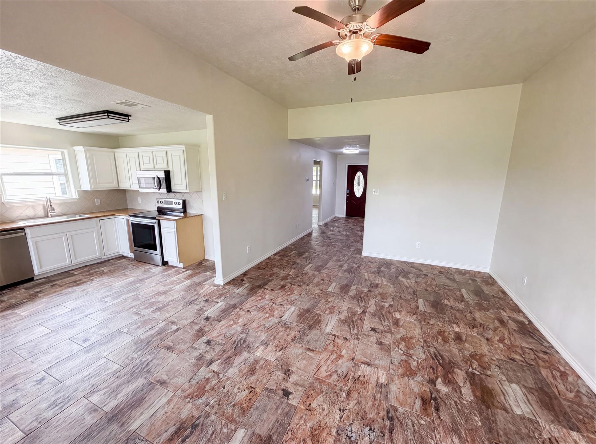 9002 Barracuda Drive