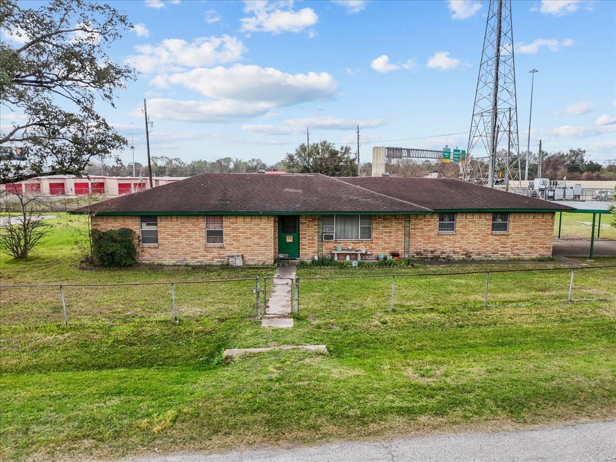 16227 Duffton Street