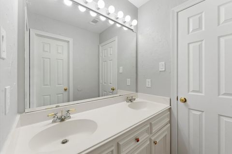 Tiny photo for 3207 Scenic Elm Street, Houston, TX 77059 (MLS # 72179811)