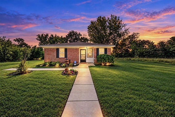 4913 PARTRIDGE ST, LA MARQUE, TX 77568 - Image bcf518a21b6bb76bce63fd4a12a5ffe3/617334823