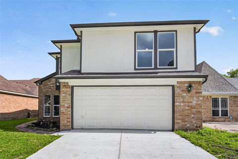 Photo of 13834 Sheri Hollow Lane, Houston, TX 77082 (MLS # 30445528)