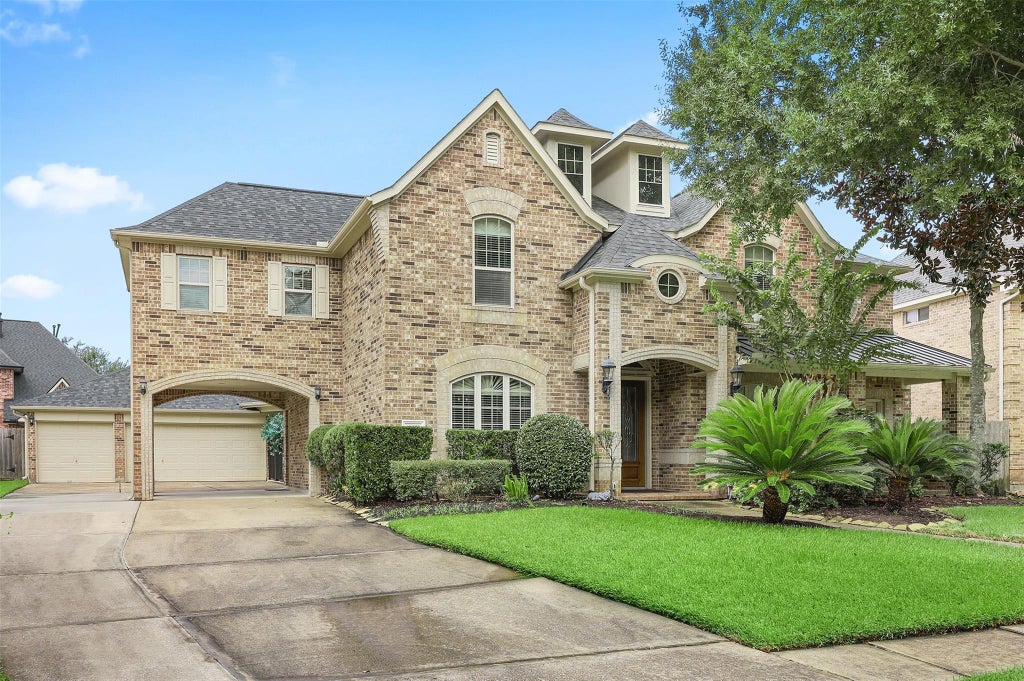 Photo of 15514 Marble Canyon Way, Houston, TX 77044 (MLS # 66657037)