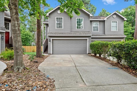 Photo of 14 Yarrow Court, The Woodlands, TX 77382 (MLS # 11411954)
