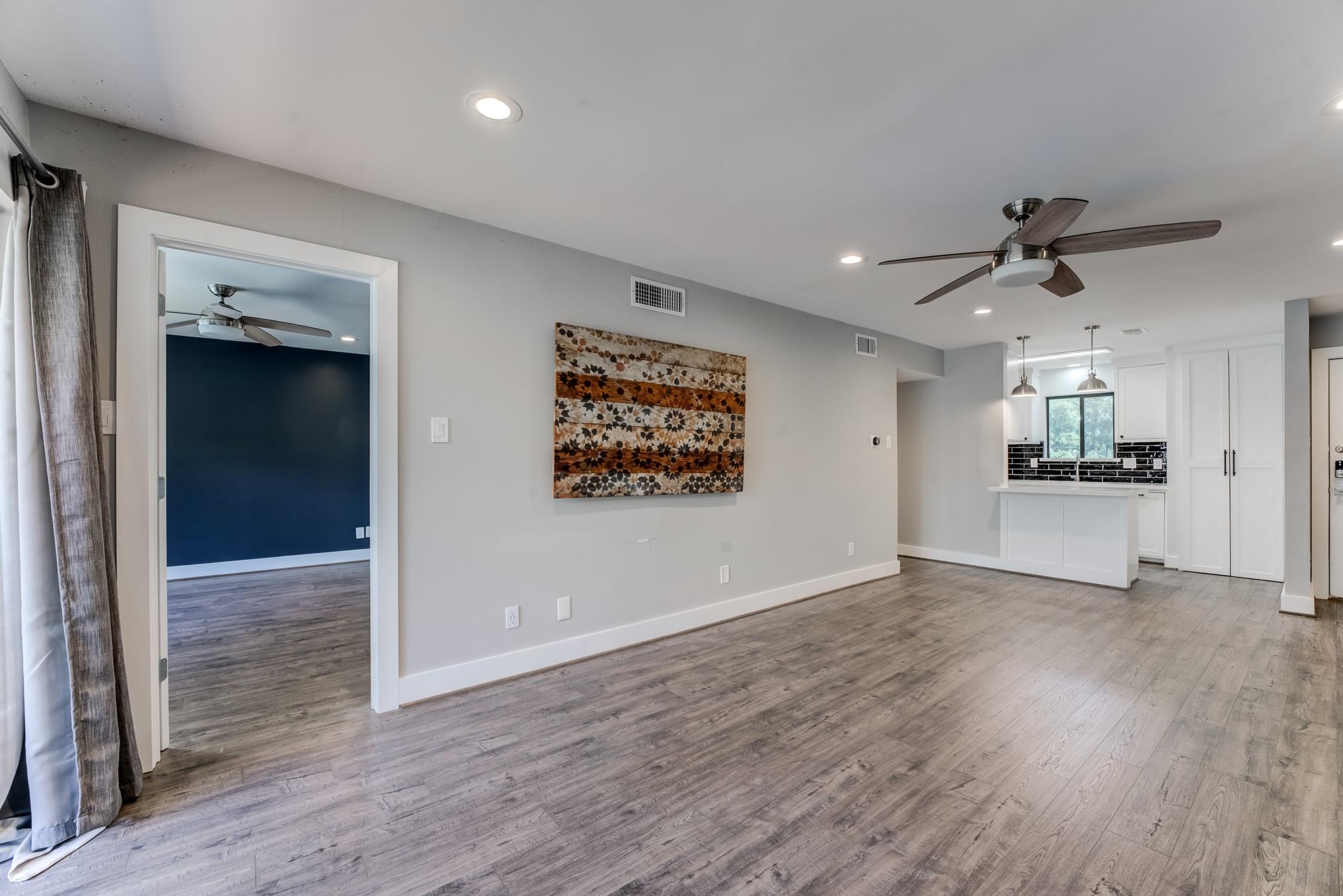 12100 Melville Drive 606