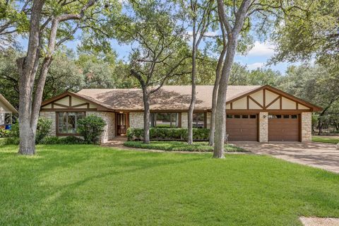 Photo of 3109 Eanes Circle, Austin, TX 78746 (MLS # 40439526)