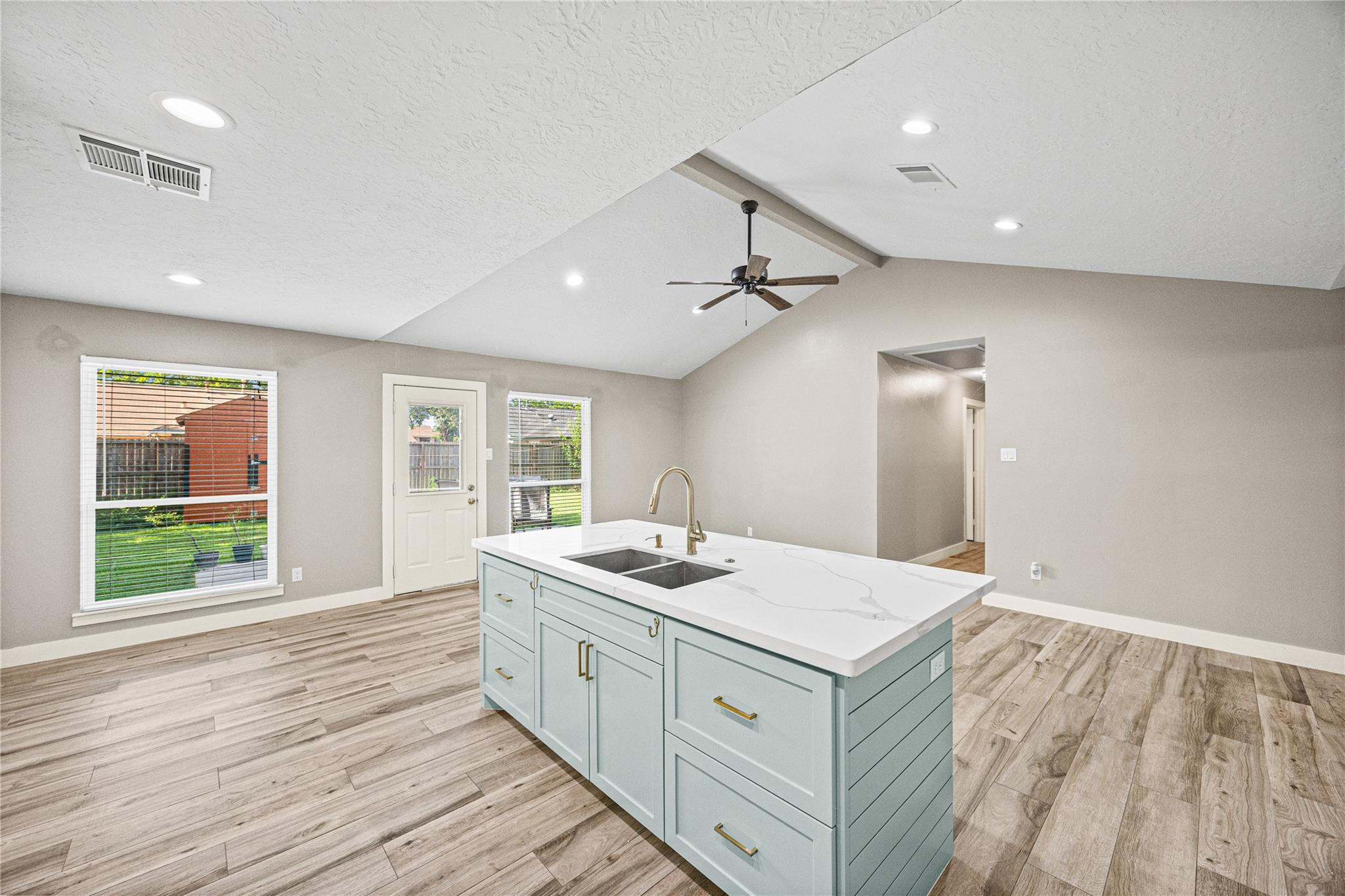5923 Dee Drive