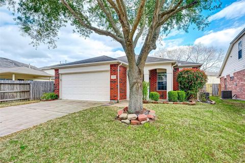 Photo of 10607 Sugar Trace Drive, Sugar Land, TX 77498 (MLS # 13615671)