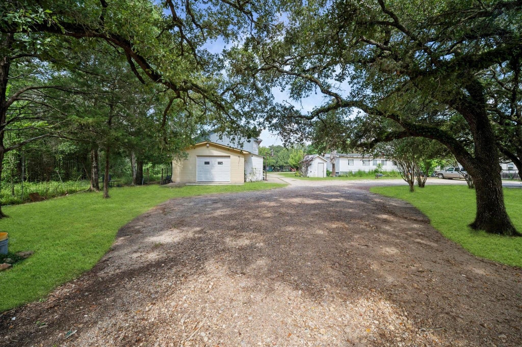 Photo of 1168 Hattermann Lane, Weimar, TX 78962 (MLS # 26531282)