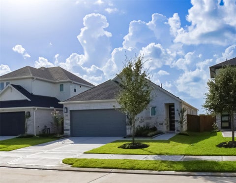 Photo of 130 Radiant Lane, Richmond, TX 77469 (MLS # 78887530)