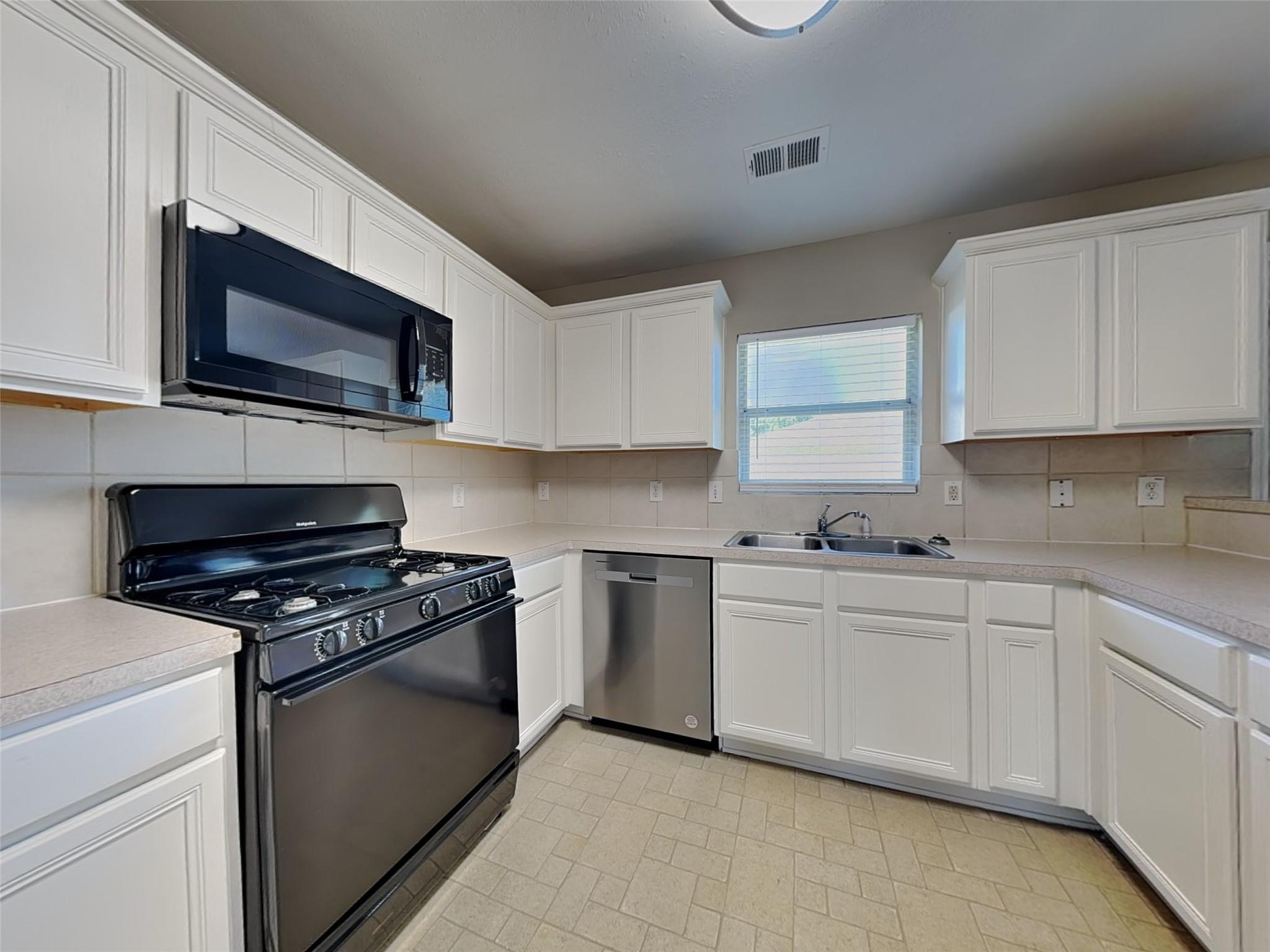 15634 Haleys Landing Lane