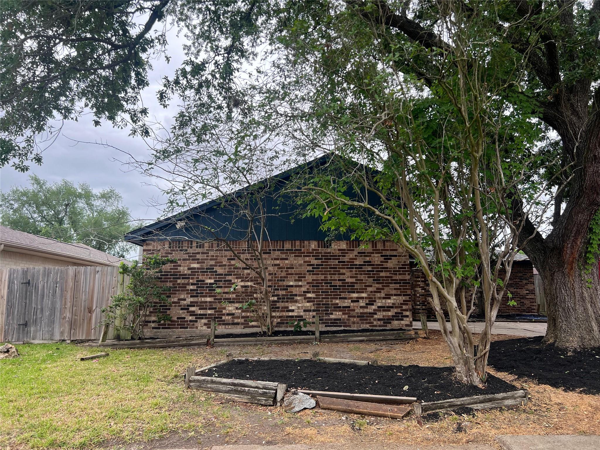 1362 Ambrosden Lane
