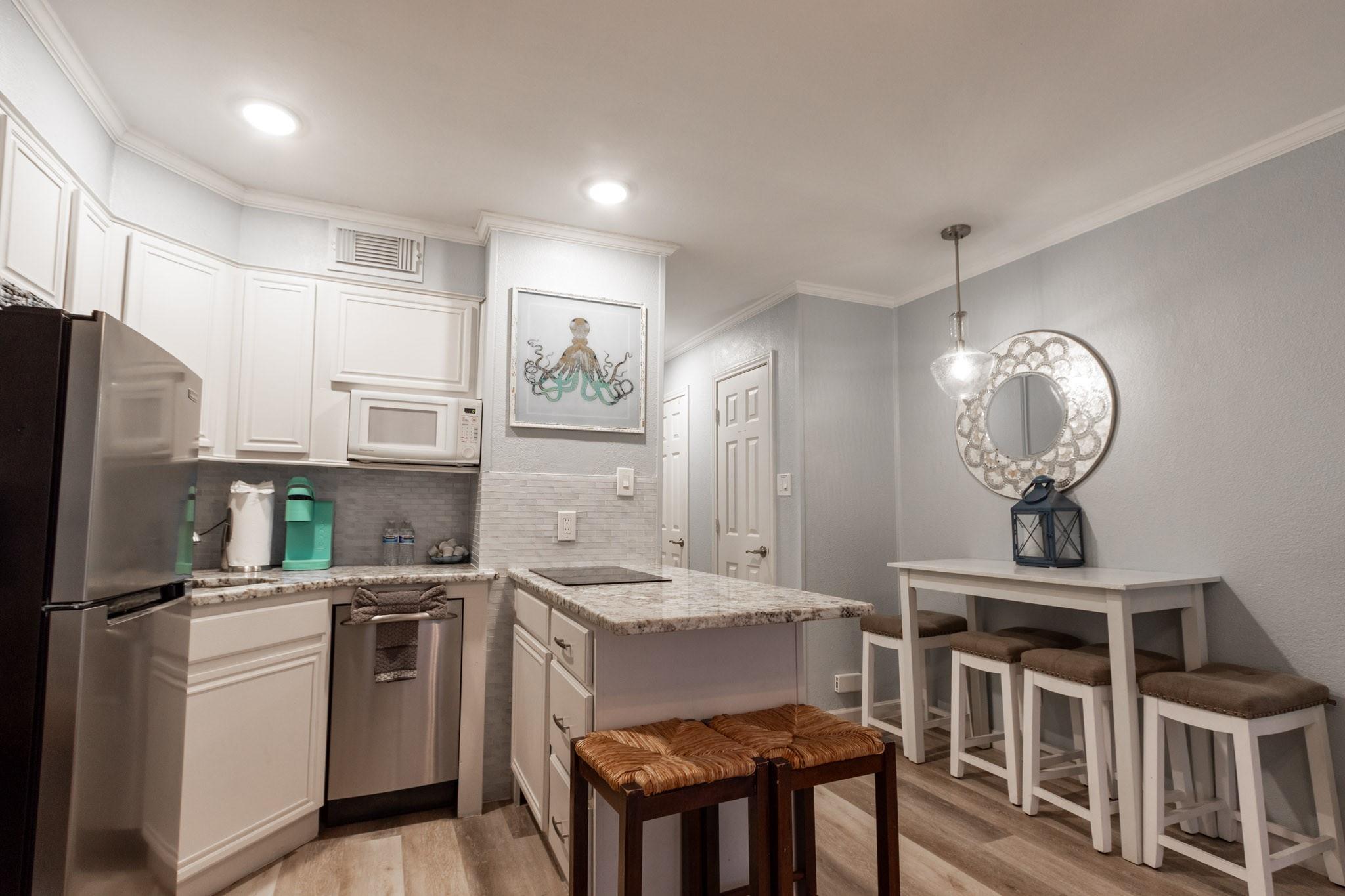 6102 Seawall Boulevard 212B