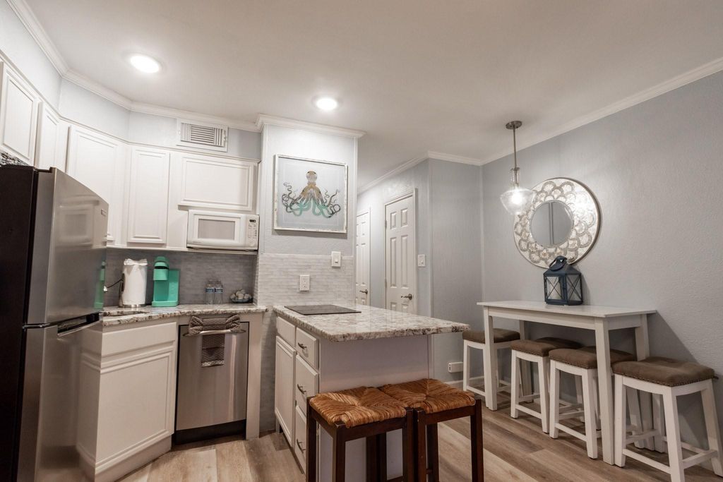 Photo of 6102 Seawall Boulevard #212B, Galveston, TX 77551 (MLS # 90673822)